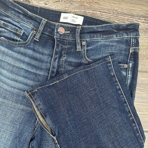 BKE Billie Jeans Women's 29x33.5 (31) Bootcut Dark Blue Stretch Denim Slim Fit
